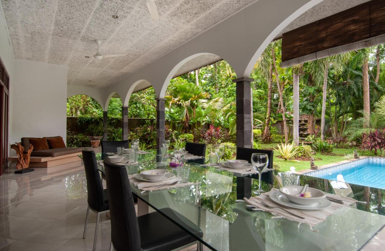 Villa Kelapa Lovina  Exterior photo
