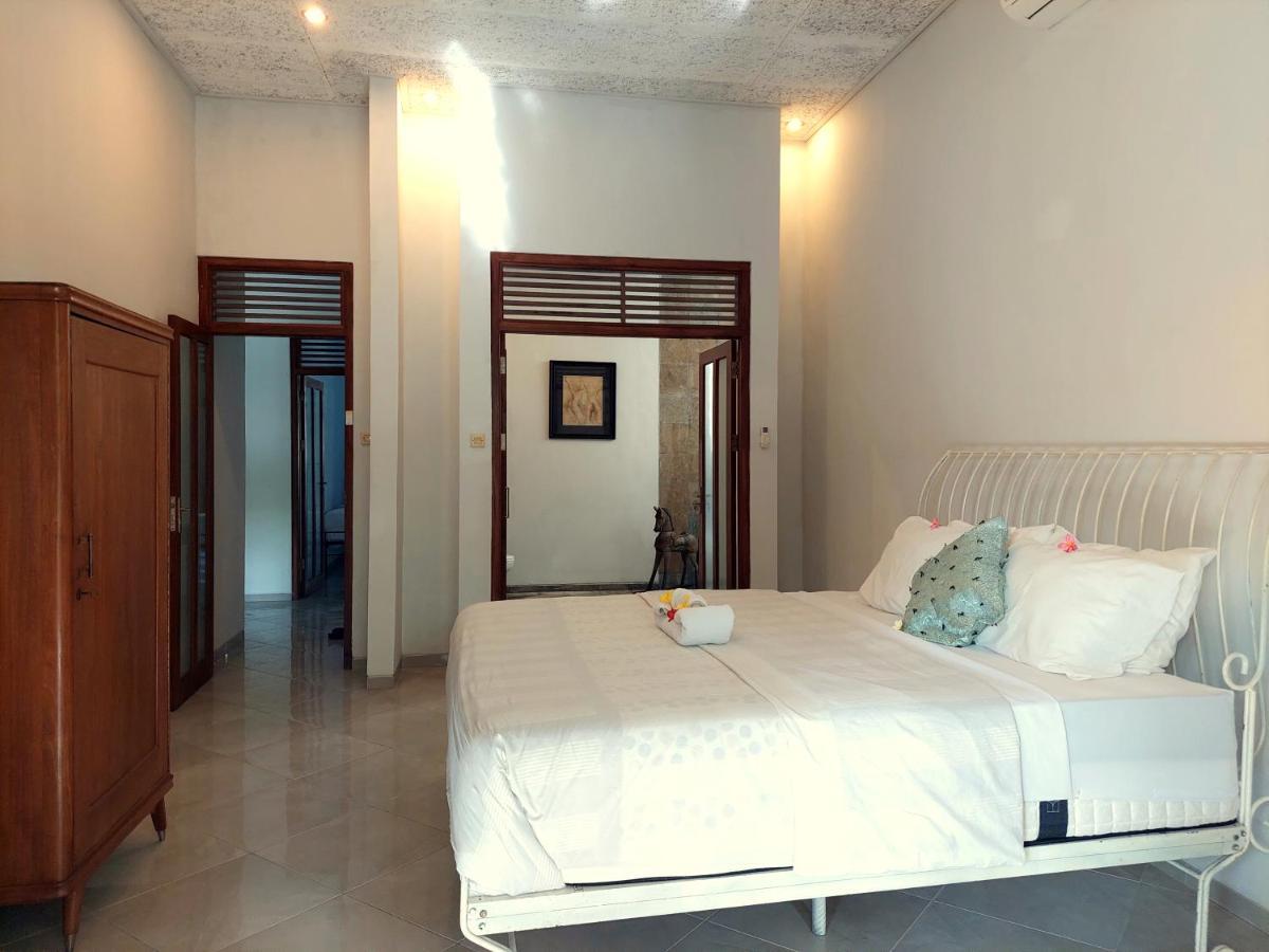 Villa Kelapa Lovina  Exterior photo