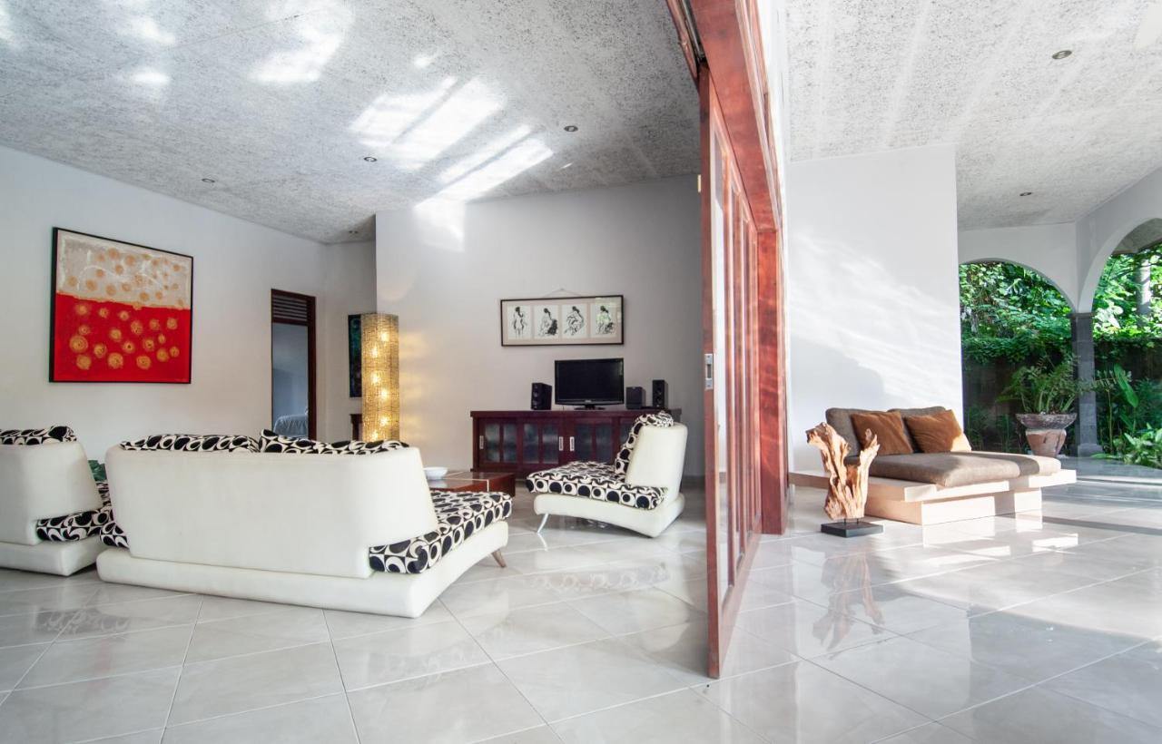 Villa Kelapa Lovina  Exterior photo