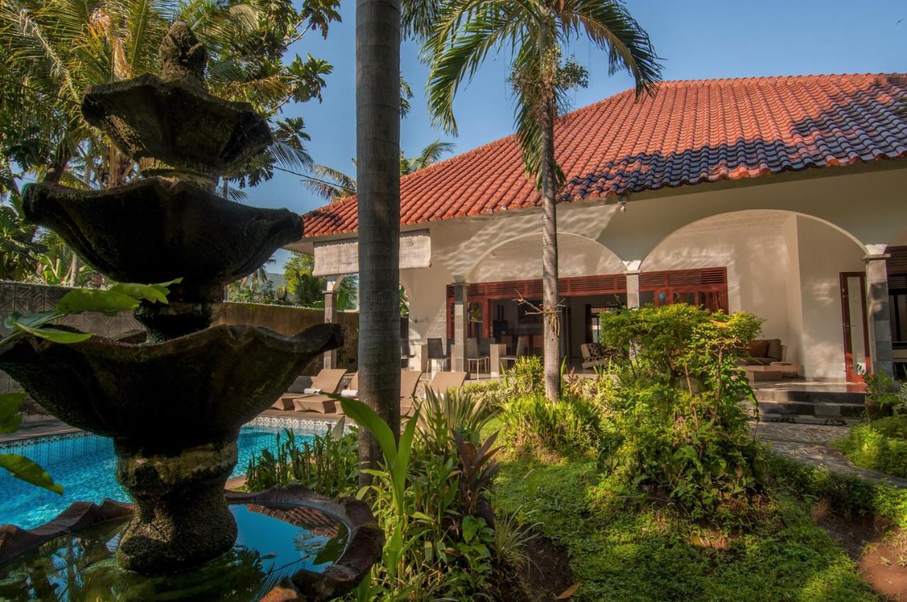 Villa Kelapa Lovina  Exterior photo